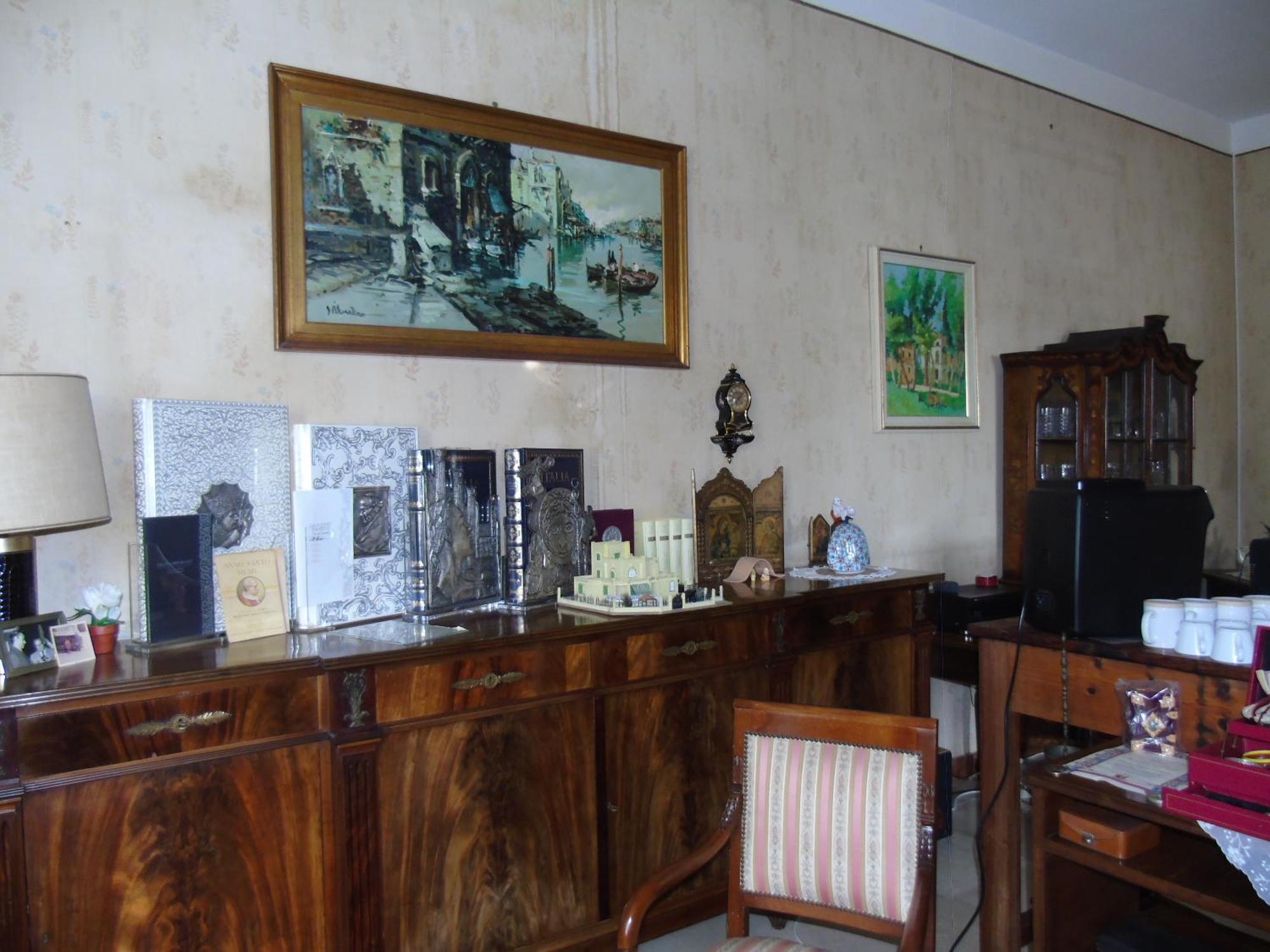 Villino Vanzetti 1930 卡利亚里 外观 照片